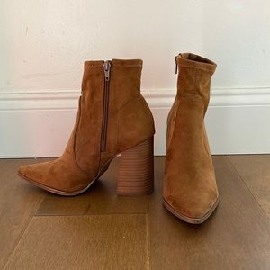 Steve Madden brown ankle boots